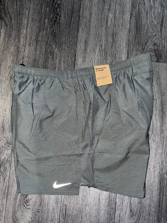 Nike 5” Challenger Grey