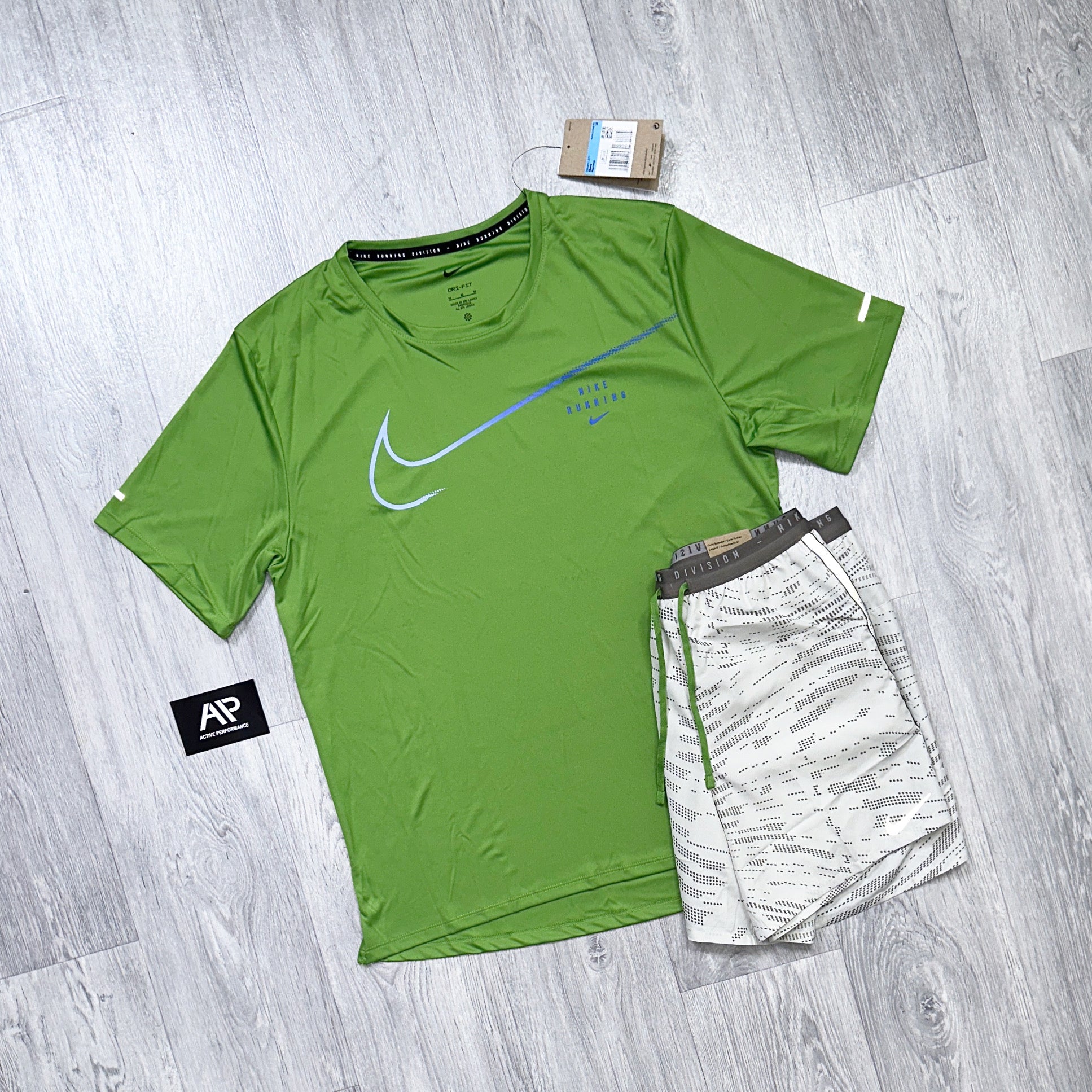 NIKE RUNNING DIVISION SET – Active Performance
