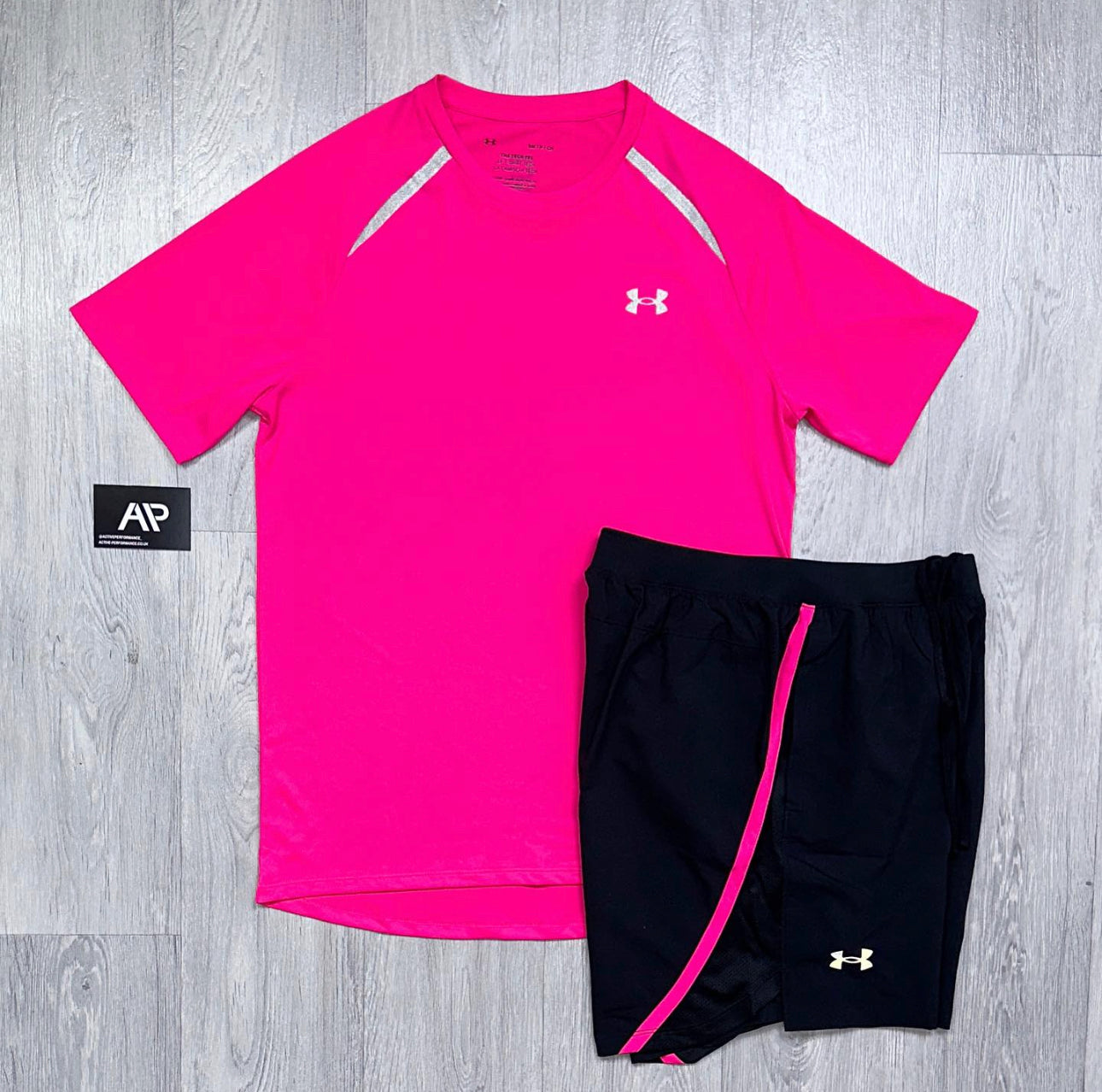 Under Armour Tech Reflective Set Active Performance under-armour-tech-reflective-set-active-performance