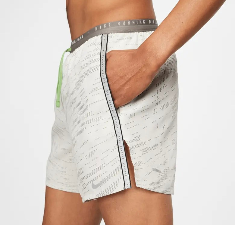 NIKE RUNNING DIVISION SHORTS