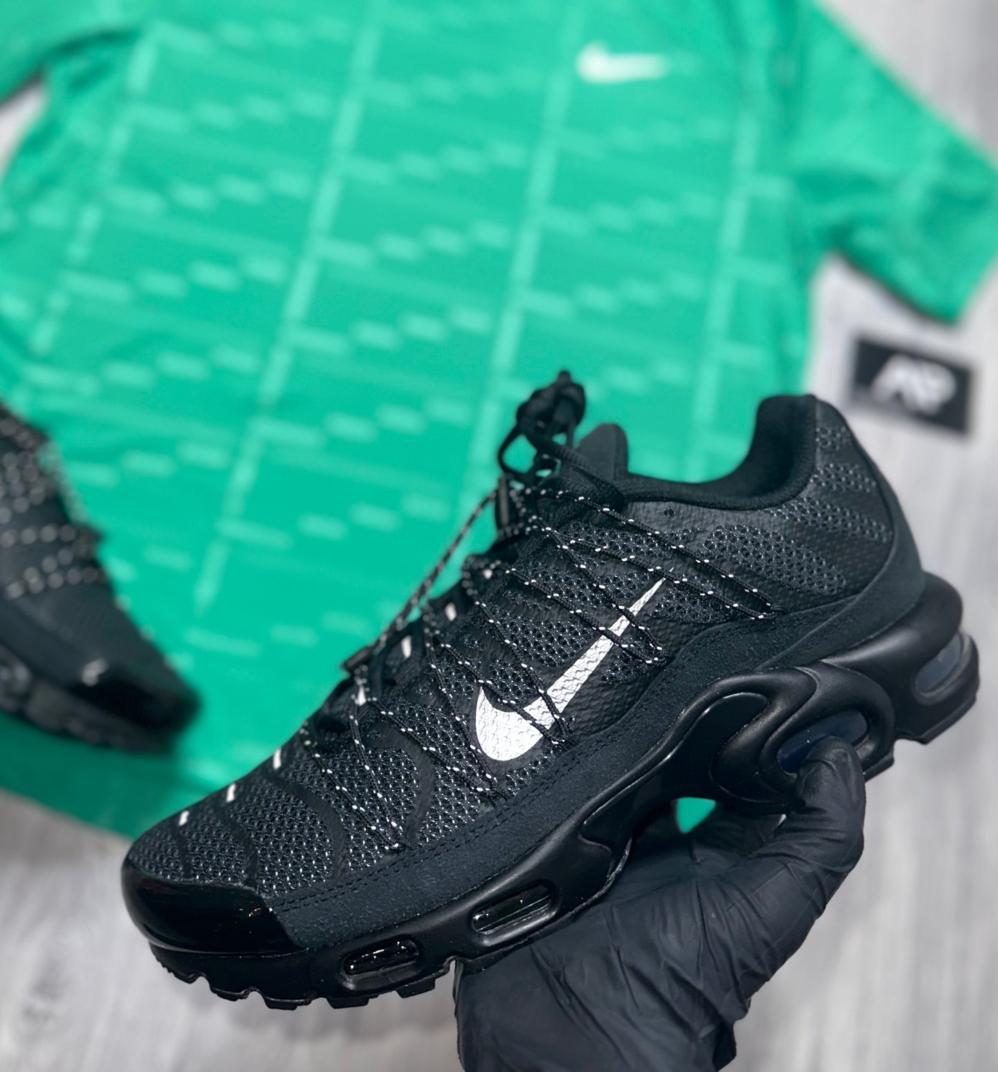 AIRMAX TN UTILITY BLACK