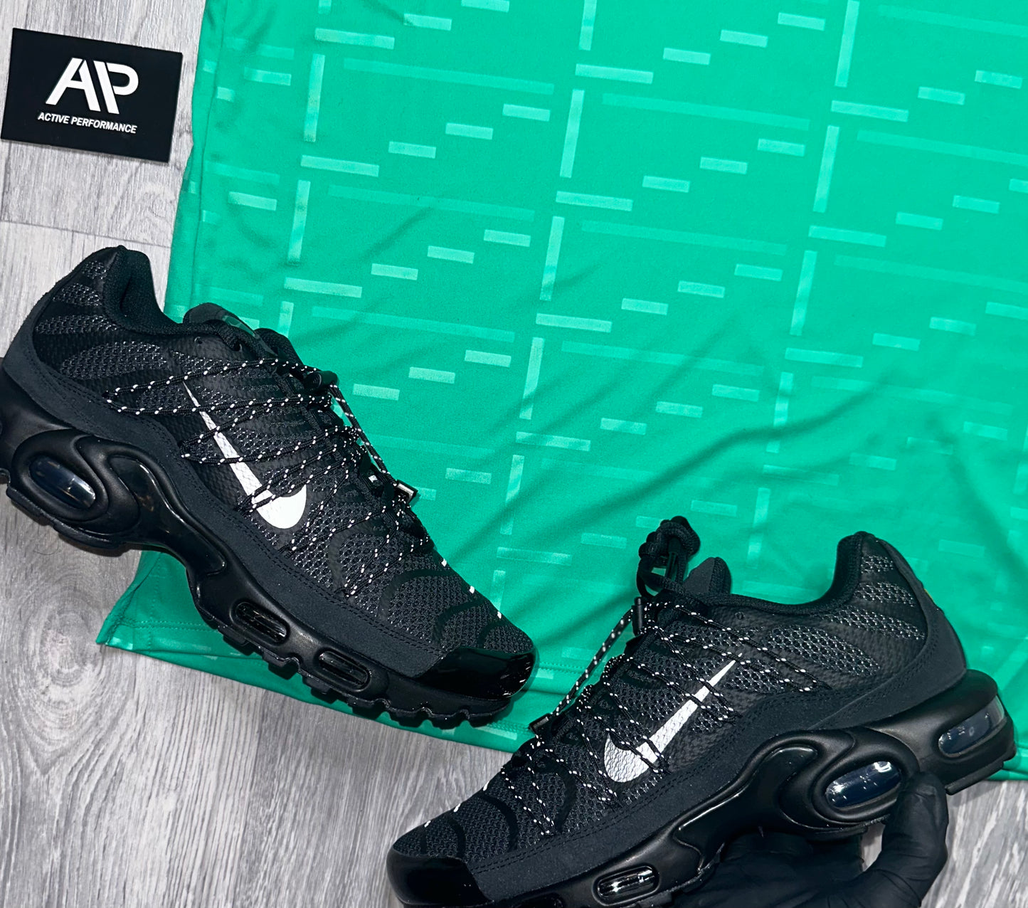 AIRMAX TN UTILITY BLACK