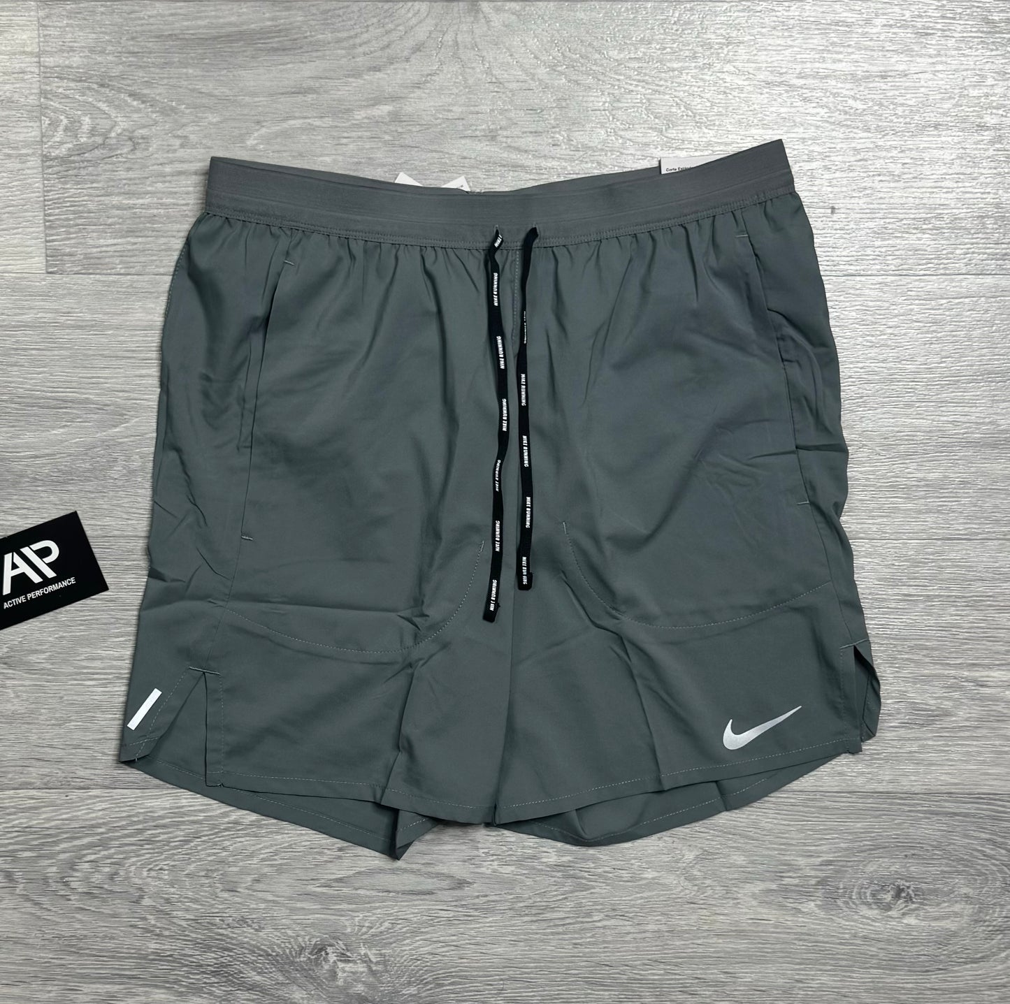 Nike Flex Stride 7” Shorts Grey