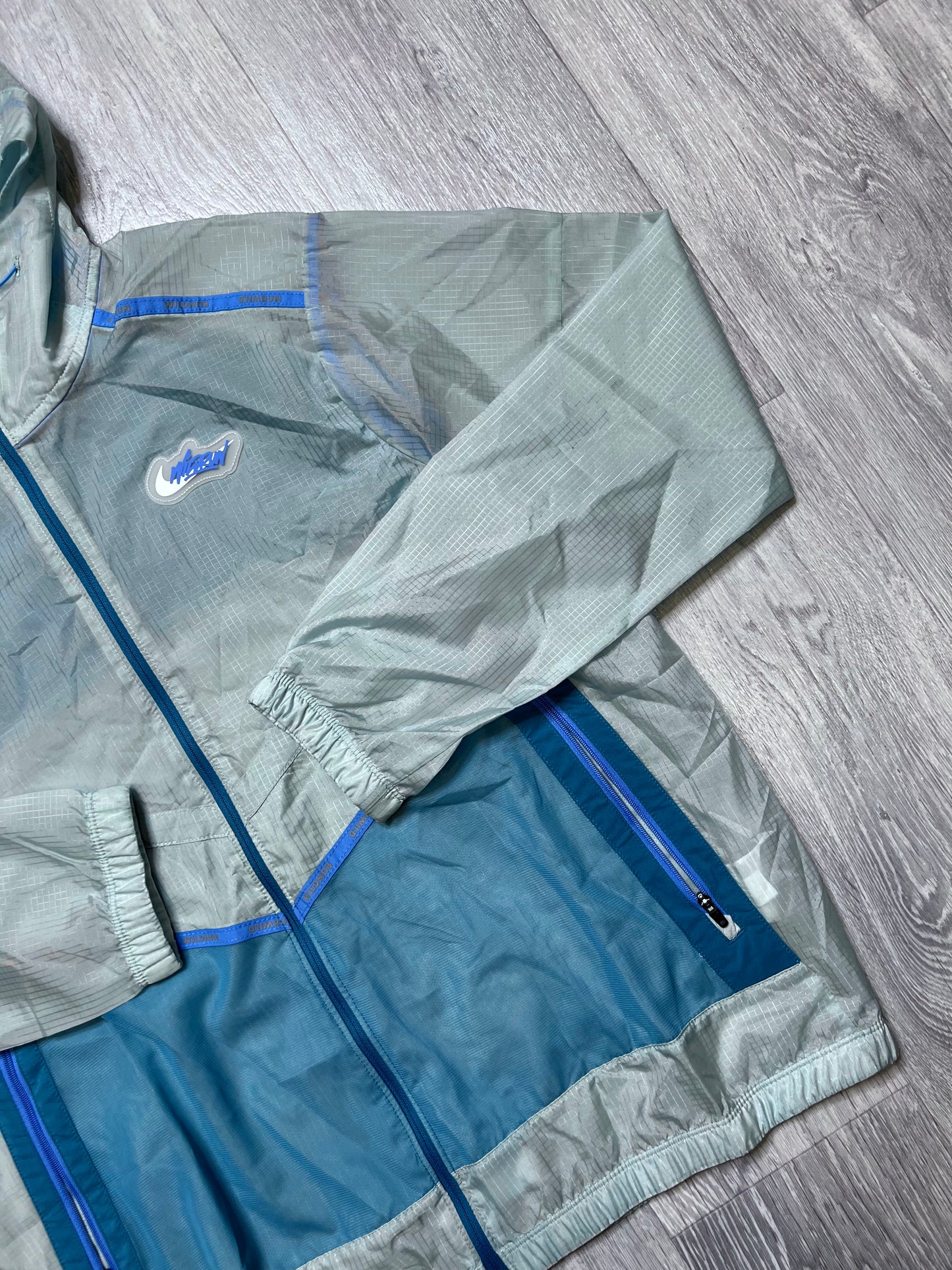 NIKE WILDRUN WINDBREAKER - BLUE