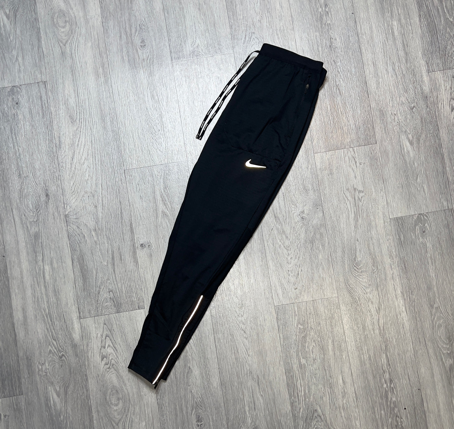 NIKE GREY THERMA ELEMENT HALF ZIP & TROUSERS SET